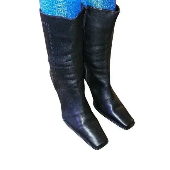 Elegant Black Ankle Boots - Picture 4 of 13